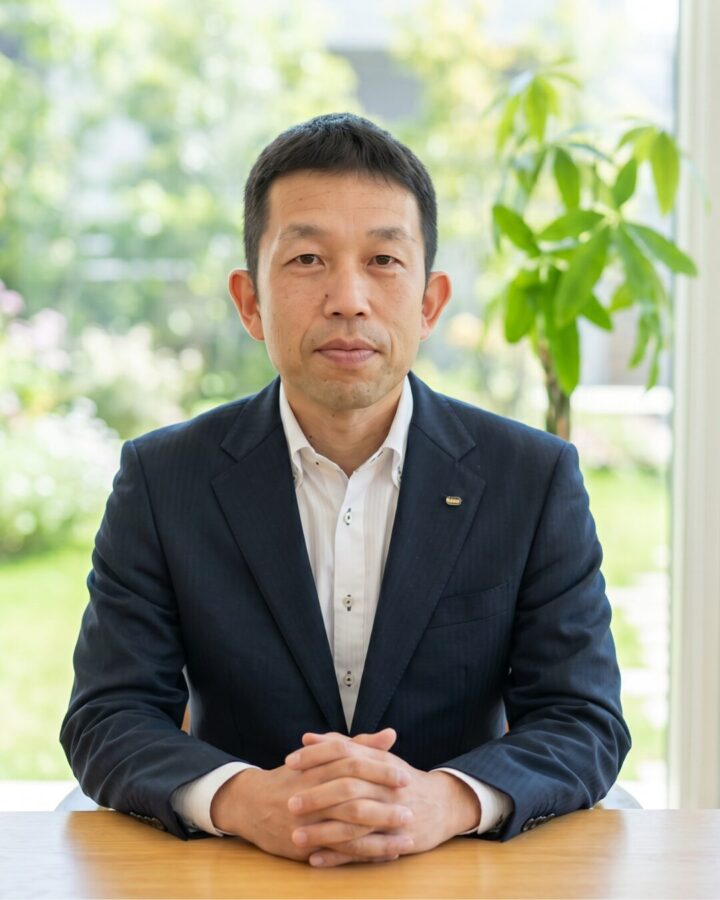 代表取締役社長　石山知己